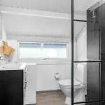 2 Bedroom Beautiful In