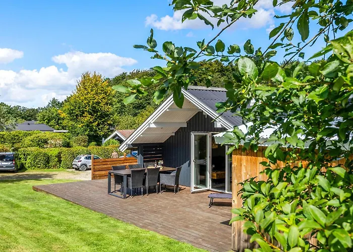 2 Bedroom Beautiful In