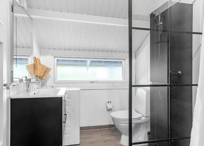 2 Bedroom Beautiful In